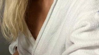 Koqcam webcam show 2020-03-28_19-17-51_117