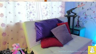 Tokyoparis webcam show 2020-03-24_21-02-26_532