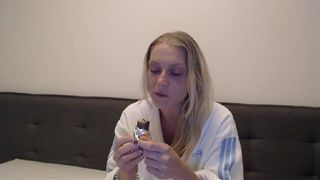 Koqcam webcam show 2020-03-29_22-30-24_788