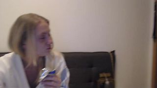 Koqcam webcam show 2020-03-29_22-30-24_788