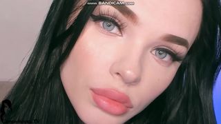 Camgirl getting-high