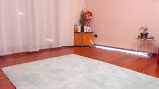 _jazlynn - Very Flexible Euro babe