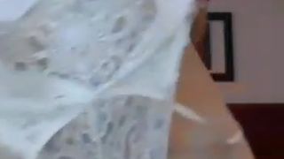 Karencalab moviendo el orto | Karentest