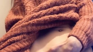 Ellieleen1 (aka ellieleen11, ellieleen, elliemayli) likes talking nasty and looks stunning OnlyFans private video