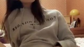 Ellieleen1 (aka ellieleen11, ellieleen, elliemayli) dirty little girl and salp that dick on her wet pussy OnlyFans private video
