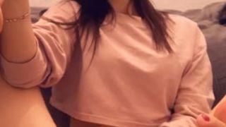Ellieleen1 (aka ellieleen11, ellieleen, elliemayli) makes her pussy purrr and making her fingers disappear OnlyFans private video