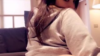 Ellieleen1 (aka ellieleen11, ellieleen, elliemayli) naked clean up and caressing her body with dildo OnlyFans private video