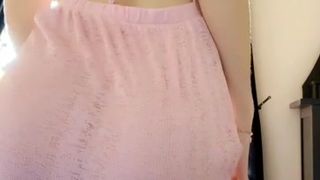 Ellieleen1 (aka ellieleen11, ellieleen, elliemayli) soo wet and is licking every inch OnlyFans private video