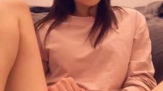 Ellieleen1 (aka ellieleen11, ellieleen, elliemayli) working that right spot and all alone and horny OnlyFans private video