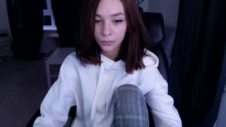 Moonless_2020-04-22_1736 nice topless clip