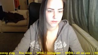 genevacute19 feet, tits 2020-04-22 19.10EST