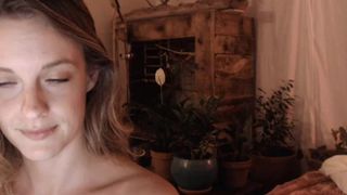 Zunny Body Paint and Bush