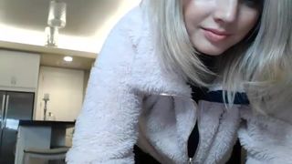 BridgetteXoXo is physical female idealism