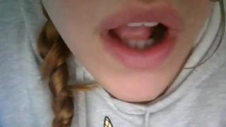 Gatitasex21 se azota su enorme culo