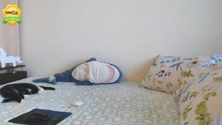 glitter_kitty_ April-10-2020_06-55-16