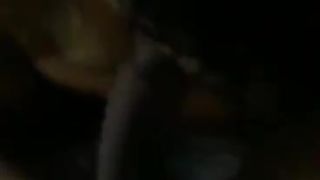 la negra me chupa la pinga mientras fuma sos