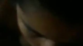 la negra me chupa la pinga mientras fuma sos