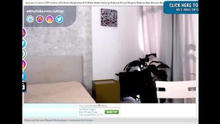 jykfqy_200417  strips naked and lovely nude dance