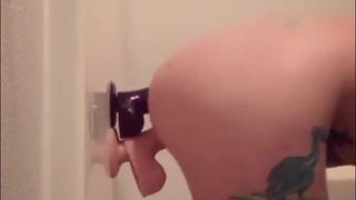 DP In the shower with dildos