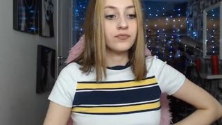 miss_lisa__ 1st hour online, April 2, 2020