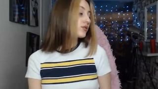 miss_lisa__ 1st hour online, April 2, 2020