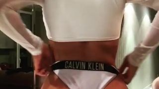 suzy cortez  onlyfans 19