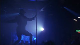 Demi Moore Striptease