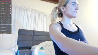 Candy_sheryl Ass in shorts