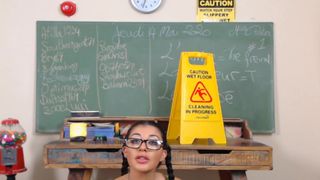 Livecleo boobs and squirts