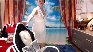 DiamondGirlV_2019-10-26 p2 close cam legs