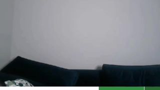 Gatita_brava se toca y chupa dildo