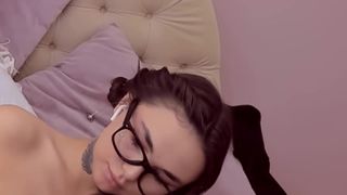 hollyextra 2020-06-01 6