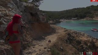Lexy Roxx Beach Blowjob