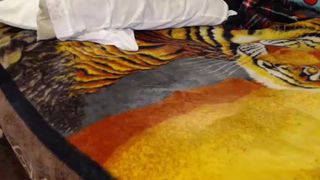 misshowl, naked, masturbating, smal ltits