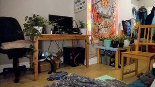 Sunshinekate Masturbates with Domi & Eats Banana