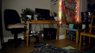 Sunshinekate Masturbates with Domi & Eats Banana