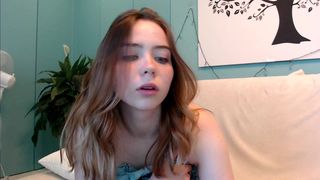 Some vaaskuar (horny new girl) 2