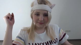 Sexy NN Teen kilenet (nice ass, handbra, nip slip) 6