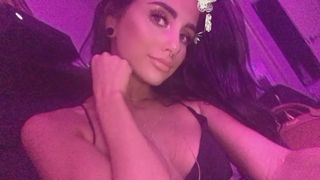 NaomiWoods SnapChat JyphF1LISwaBYaUmisdSEGFnlwFRFijX
