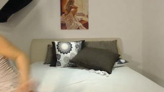 Naomi94 (30) webcam show LJ 2019-11-28 08-35-18