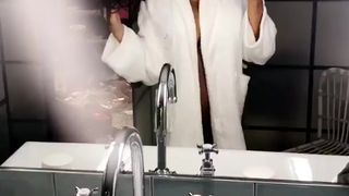 ChloeKhan SnapChat peZB0JTg