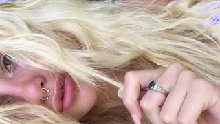 NaomiWoods SnapChat eDfaVOd8gfUNWJgBKjzAhj6psCqNB9bS