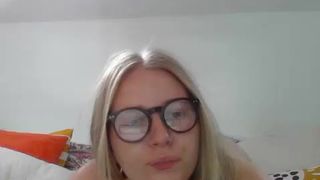 lizzielou webcam show 2020-07-01 11-48-30 210