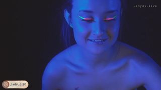 _lady_di_2020-10-01 p1 fluo painted naked body