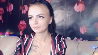 Livia D cam show 2020-09-09 02-06-34 588