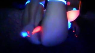 Hot_milfy_mom_Glow_show