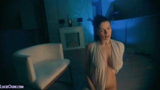 Lucieoude Douxtease tease