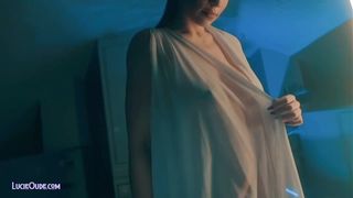 Lucieoude Douxtease tease