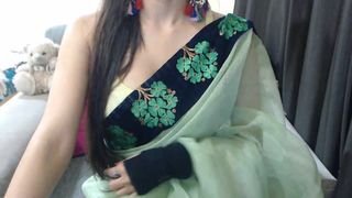 Rosy_curvy/super_host/rashmi kaushal