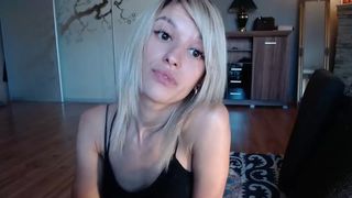 AlittleEmily cam show 2020-09-21 04-29-47 241